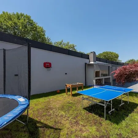 Kalemi * 坎法奈尔