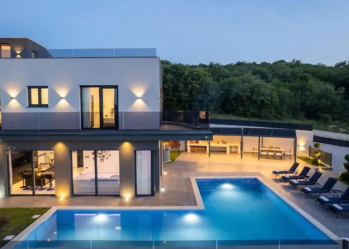 Kalemi ヴィラ カンファナル