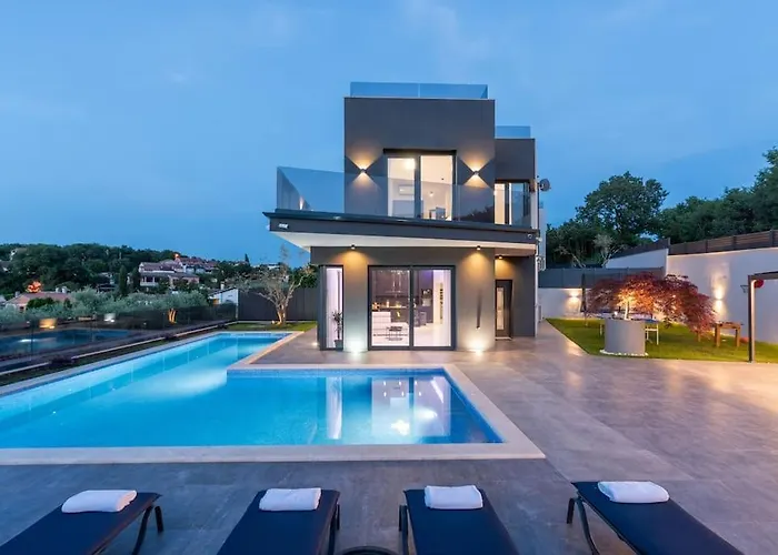 ヴィラ Kalemi カンファナル