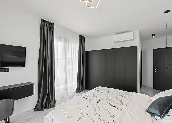 ヴィラ Kalemi カンファナル