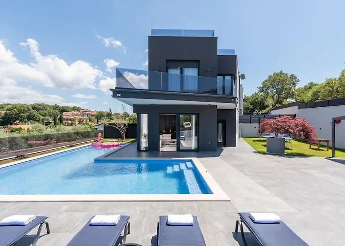 ヴィラ Kalemi カンファナル